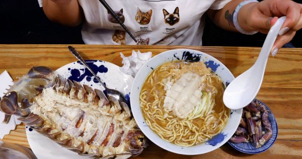 Giant isopod noodles in Taiwan: Scholar warns of potential health … – AsiaOne Feedzy