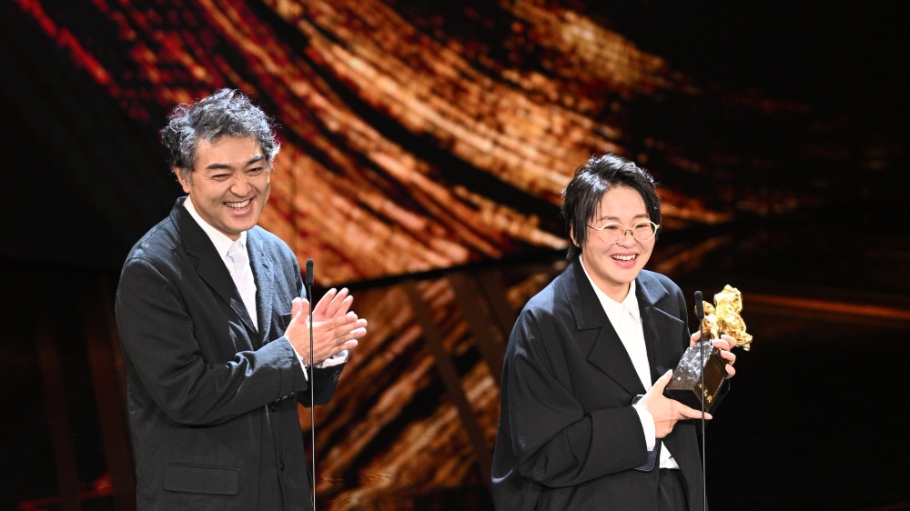 ‘Stonewalling’ and ‘Old Fox’ Take Honors at Taiwan’s Golden Horse … – Yahoo Entertainment "taiwanese american entertainment" – Google News